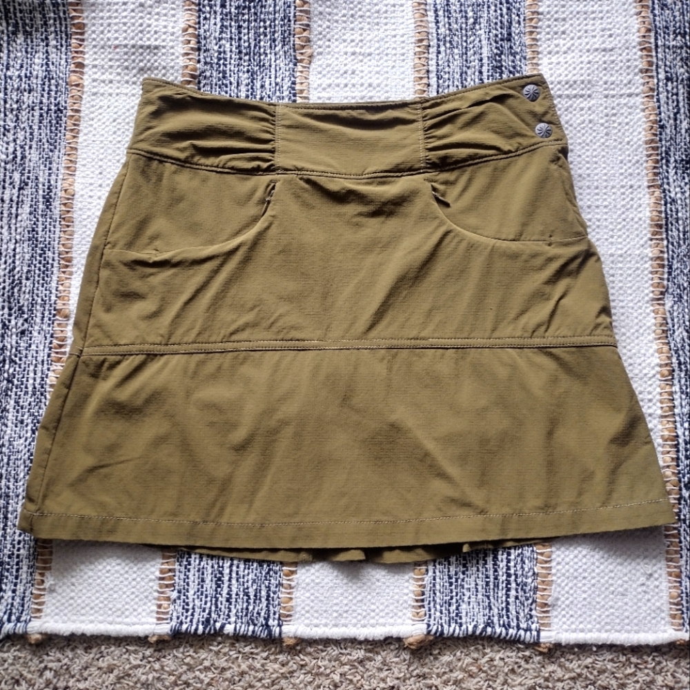 Athleta athletic Skort olive green color. - Picture 1 of 5